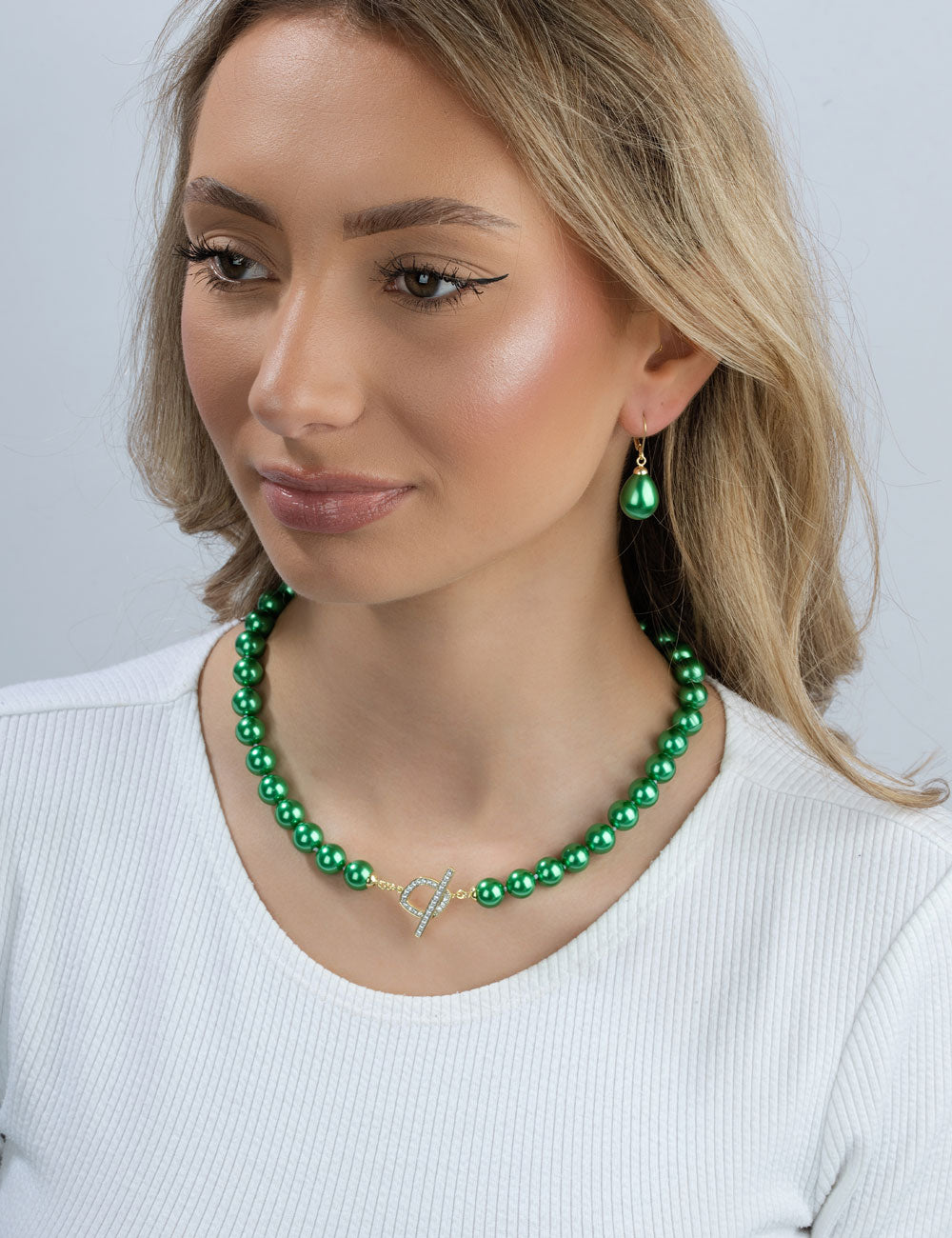 Collier mit Muschelkernperle 10 mm – smaragd