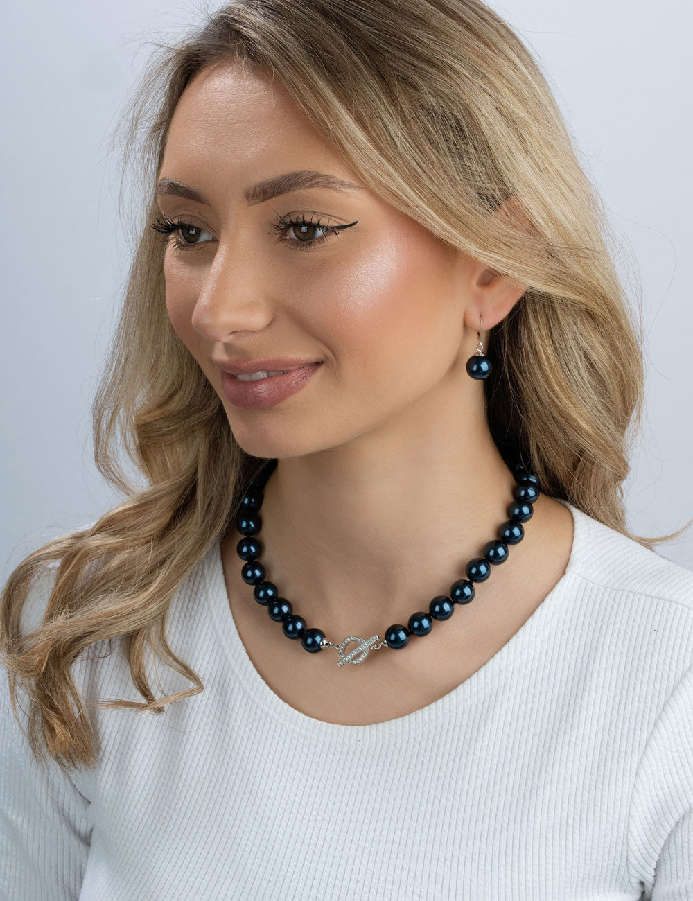 Collier mit Muschelkernperle 12 mm – nachtblau